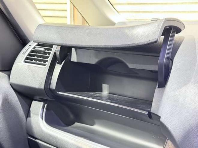 セレナ2.0 ハイウェイスター Vセレクション 4WD　防錆塗装4WDTVナビBカメ後席モニタETC 2000