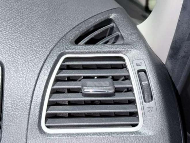 セレナ2.0 ハイウェイスター Vセレクション 4WD　防錆塗装4WDTVナビBカメ後席モニタETC 2000