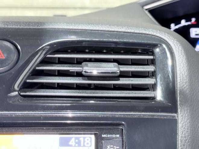 セレナ2.0 ハイウェイスター Vセレクション 4WD　防錆塗装4WDTVナビBカメ後席モニタETC 2000