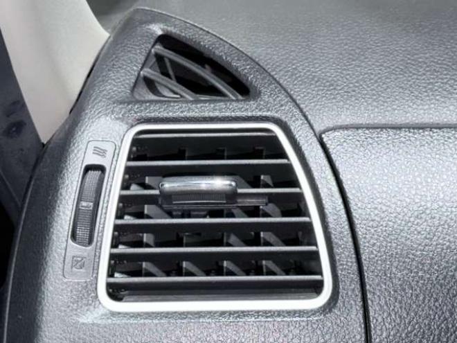 セレナ2.0 ハイウェイスター Vセレクション 4WD　防錆塗装4WDTVナビBカメ後席モニタETC 2000