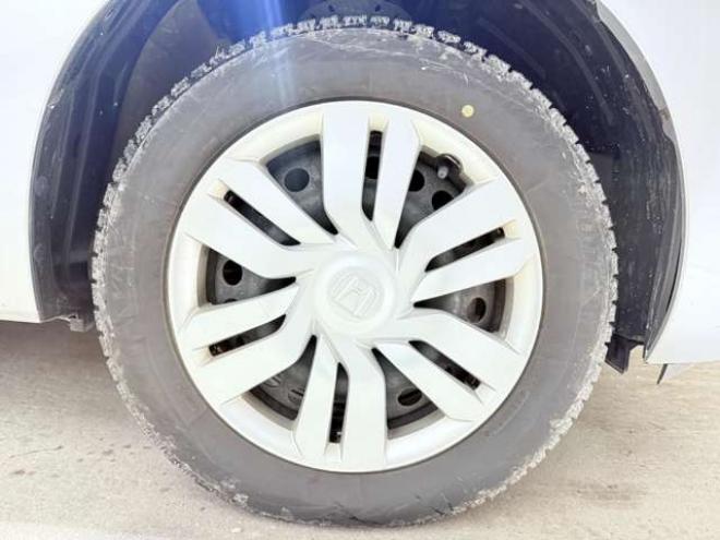 フィット1.3 13G Fパッケージ 4WD　下廻防錆TVナビETC 1300