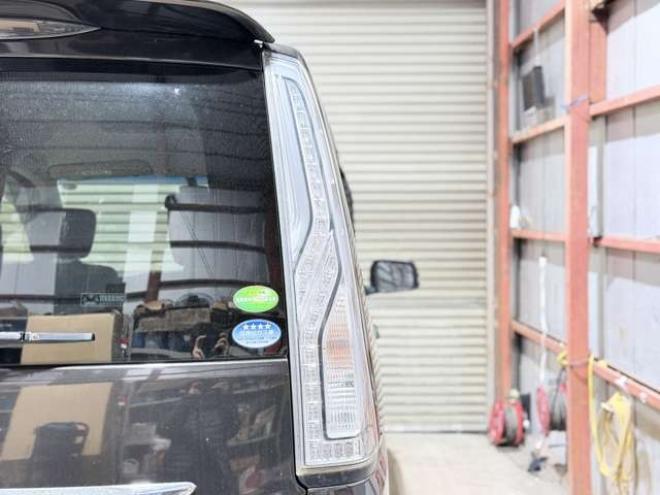 セレナ2.0 ハイウェイスター Vセレクション+Safety アドバンストセーフティ パッケージ 4WD　防錆塗装4WDTVナビBカメ後席モニタ 2000