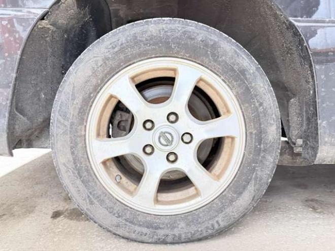 セレナ2.0 ハイウェイスター Vセレクション+Safety アドバンストセーフティ パッケージ 4WD　防錆塗装4WDTVナビBカメ後席モニタ 2000