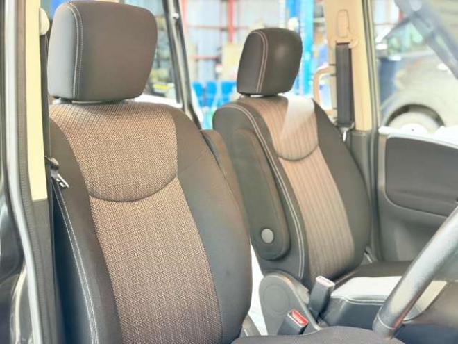 セレナ2.0 ハイウェイスター Vセレクション+Safety アドバンストセーフティ パッケージ 4WD　防錆塗装4WDTVナビBカメエンスタ 2000