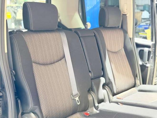 セレナ2.0 ハイウェイスター Vセレクション+Safety アドバンストセーフティ パッケージ 4WD　防錆塗装4WDTVナビBカメエンスタ 2000