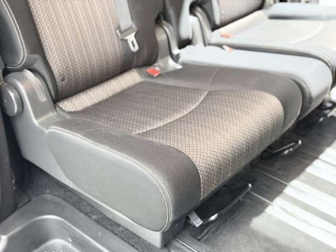 セレナ2.0 ハイウェイスター Vセレクション+Safety アドバンストセーフティ パッケージ 4WD　防錆塗装4WDTVナビBカメエンスタ 2000