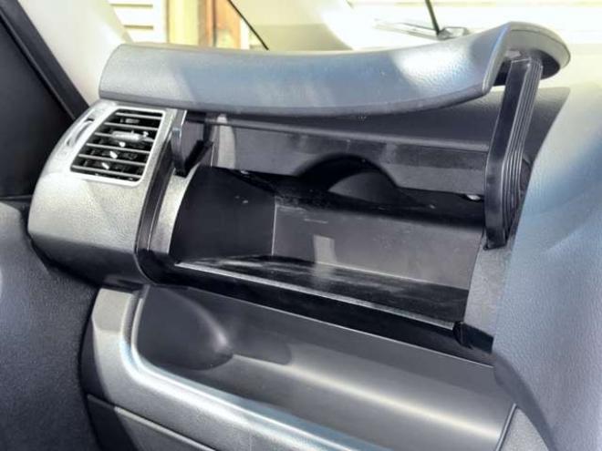 セレナ2.0 ハイウェイスター Vセレクション+Safety アドバンストセーフティ パッケージ 4WD　防錆塗装4WDTVナビBカメエンスタ 2000