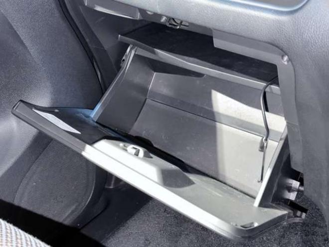 セレナ2.0 ハイウェイスター Vセレクション+Safety アドバンストセーフティ パッケージ 4WD　防錆塗装4WDTVナビBカメエンスタ 2000