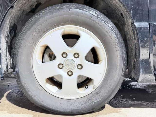 セレナ2.0 ハイウェイスター 4WD　下廻防錆TVナビBカメETC 2000