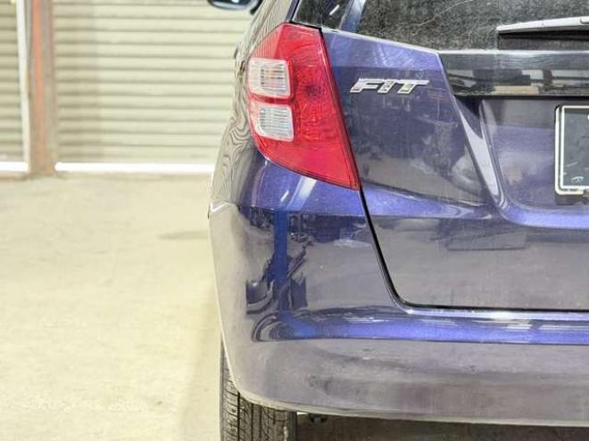 フィット1.3 G 4WD　防錆塗装4WDCDキーレスETC 1300