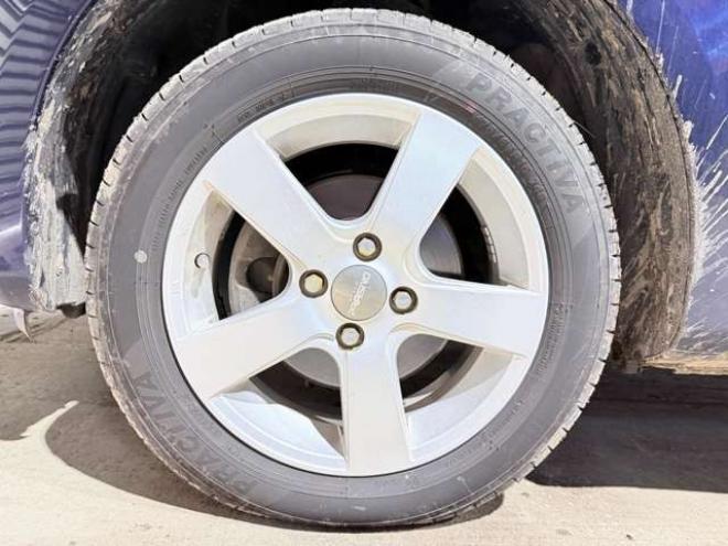 フィット1.3 G 4WD　防錆塗装4WDCDキーレスETC 1300