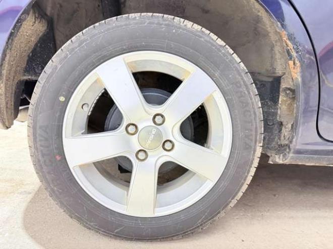 フィット1.3 G 4WD　防錆塗装4WDCDキーレスETC 1300