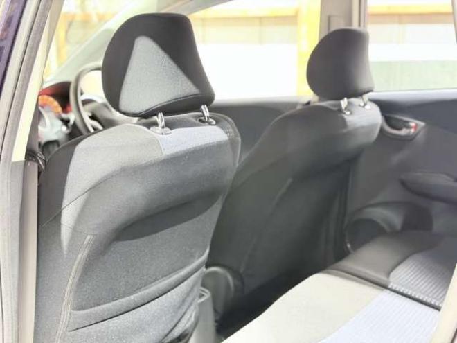 フィット1.3 G 4WD　防錆塗装4WDCDキーレスETC 1300