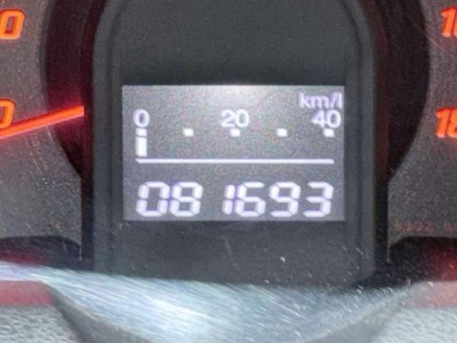 フィット1.3 G 4WD　防錆塗装4WDCDキーレスETC 1300