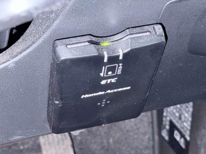 フィット1.3 G 4WD　防錆塗装4WDCDキーレスETC 1300