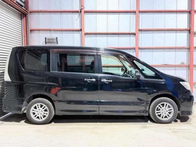 セレナ2.0 ライダー 4WD　防錆塗装4WDキーレスETC 2000