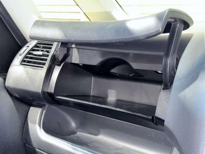 セレナ2.0 20X 4WD　防錆塗装キーレスナビETC 2000