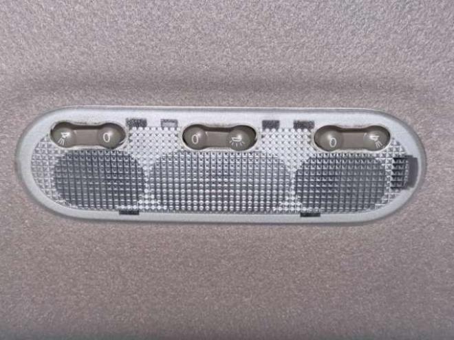 セレナ2.0 20X 4WD　防錆塗装キーレスナビETC 2000