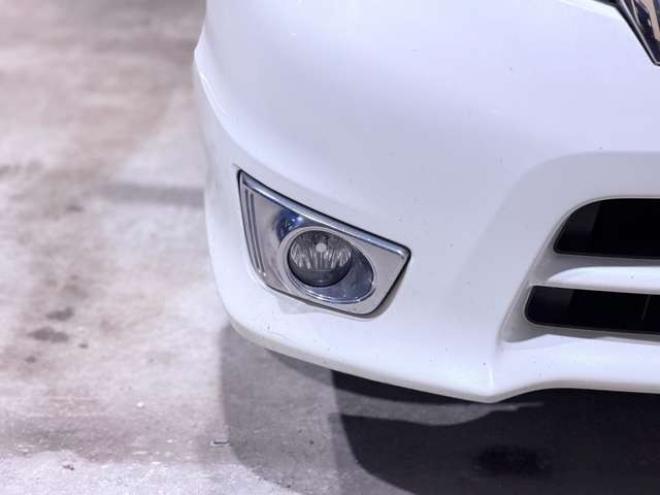 セレナ2.0 ハイウェイスター 4WD　防錆塗装4WDナビBカメETC夏冬タイヤ 2000