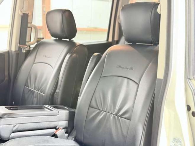 セレナ2.0 ハイウェイスター 4WD　防錆塗装4WDナビBカメETC夏冬タイヤ 2000