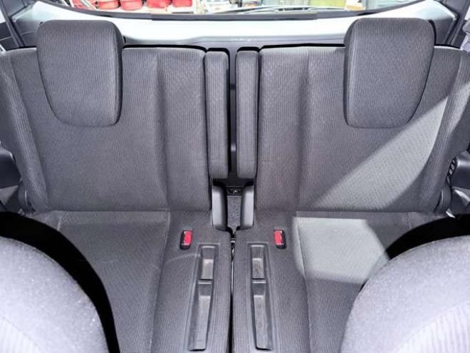 フリード1.5 G ジャストセレクション 4WD　防錆塗装TVナビETCエンスタ 1500