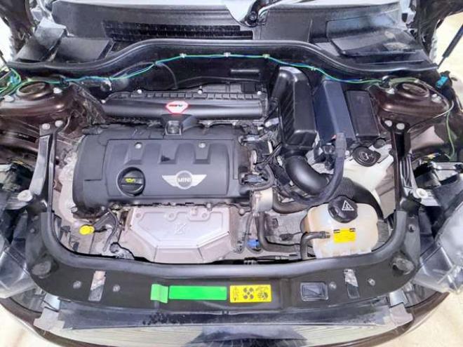 ミニコンバーチブル クーパー　下廻防錆CDキーレス 正規輸入車 2WD 1600