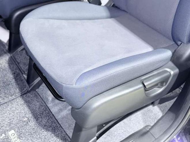 フリード1.5 G Lパッケージ　下廻防錆キーレス 2WD 1500