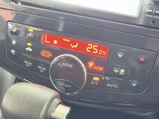 セレナ2.0 ハイウェイスター 4WD　下廻防錆TVナビBカメ後席モニタ 2000