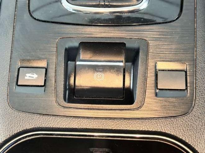 レガシィB4 2.5 リミテッド 4WD　下廻防錆4WDTVナビBカメETC 2500