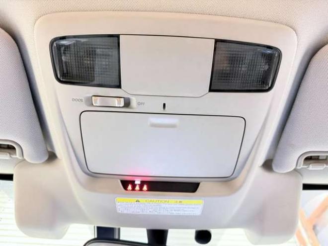 レガシィB4 2.5 リミテッド 4WD　下廻防錆4WDTVナビBカメETC 2500