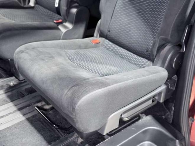 セレナ2.0 20X アドバンストセーフティ パッケージ 4WD　防錆塗装4WDTVナビBカメETC 2000