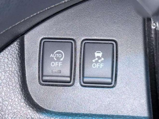 セレナ2.0 20X アドバンストセーフティ パッケージ 4WD　防錆塗装4WDTVナビBカメETC 2000