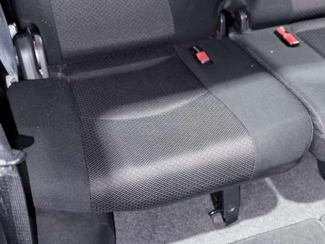 セレナ2.0 ハイウェイスター S-HYBRID　防錆塗装4WDTVナビBカメ後席モニタETC 2000