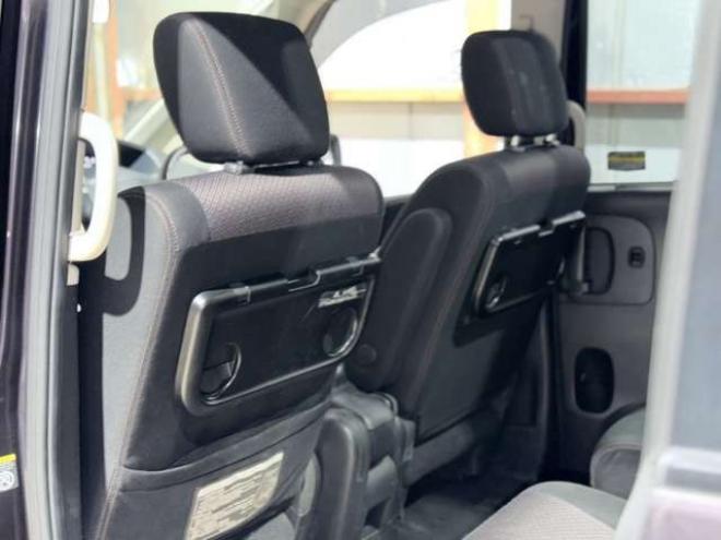 セレナ2.0 ハイウェイスター S-HYBRID　防錆塗装4WDTVナビBカメ後席モニタETC 2000