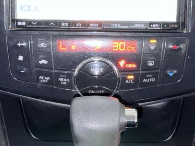 セレナ2.0 ハイウェイスター S-HYBRID　防錆塗装4WDTVナビBカメ後席モニタETC 2000