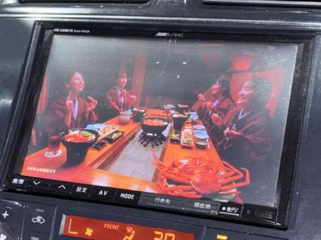 セレナ2.0 ハイウェイスター S-HYBRID　防錆塗装4WDTVナビBカメ後席モニタETC 2000