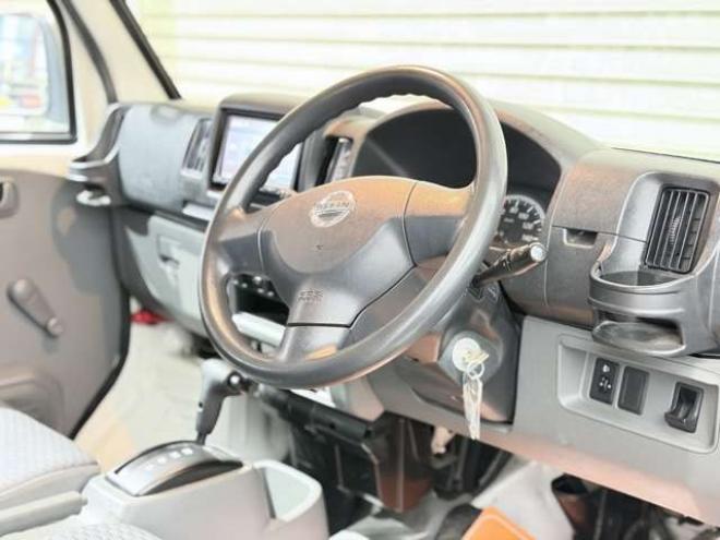 クリッパーDX 4WD　防錆塗装4WDナビ夏冬タイヤ 660