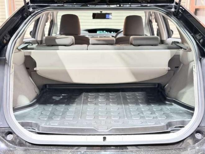 プリウス1.8 S　下廻防錆TVナビBカメエンスタ 2WD 1800