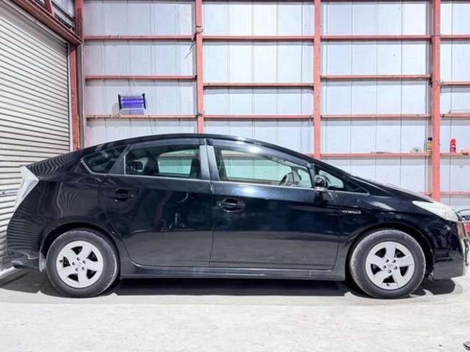 プリウス1.8 S　下廻防錆TVナビBカメエンスタ 2WD 1800