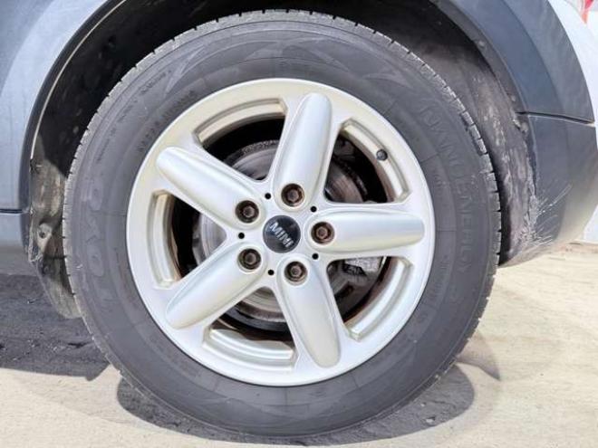 ミニクロスオーバー クーパー オール4　防錆塗装TVナビETC夏冬タイヤ 正規輸入車 4WD 1600