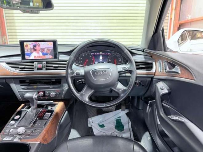 アウディA6アバント 2.8 FSI クワトロ 4WD　下廻防錆TVナビBカメETC 正規輸入車 2800