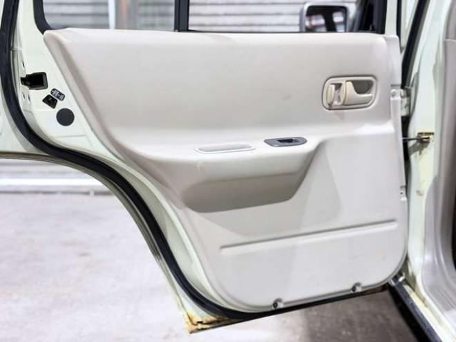 ラシーン1.5 タイプII 4WD　防錆塗装4WDCDオーディオ 1500