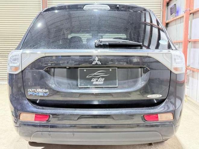 アウトランダーPHEV2.0 G セーフティパッケージ 4WD　下廻防錆ナビBカメETC 2000