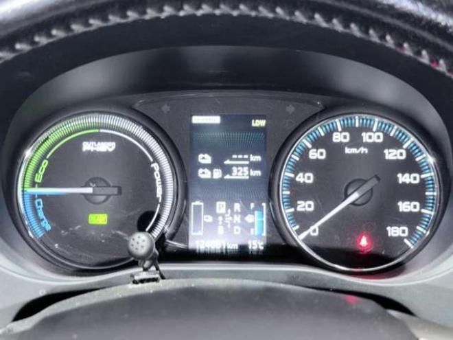 アウトランダーPHEV2.0 G セーフティパッケージ 4WD　下廻防錆ナビBカメETC 2000