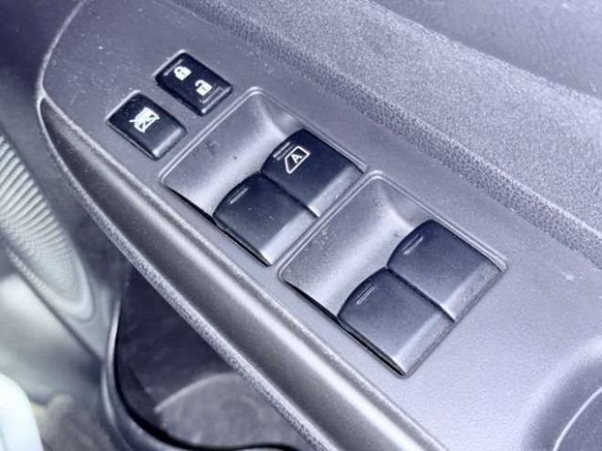 ノート1.2 アクシス エマージェンシーブレーキ パッケージ 4WD　下廻防錆TVナビBカメ 1200