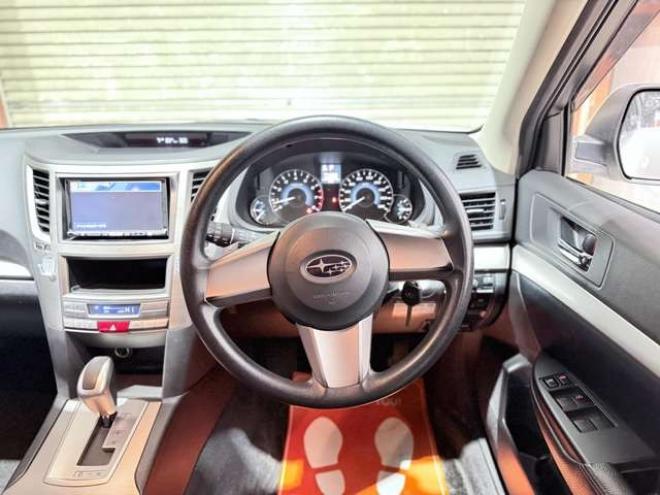 レガシィワゴン2.5 i 4WD　防錆塗装4WDTVナビBカメETC 2500