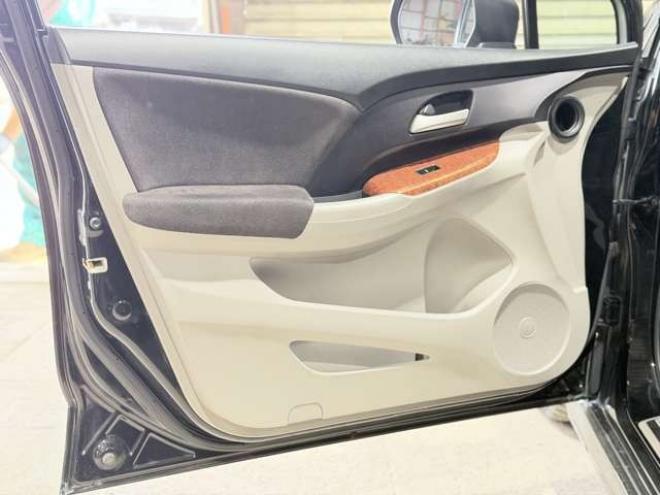 オデッセイ2.4 M 4WD　防錆塗装TVナビBカメETC 2400