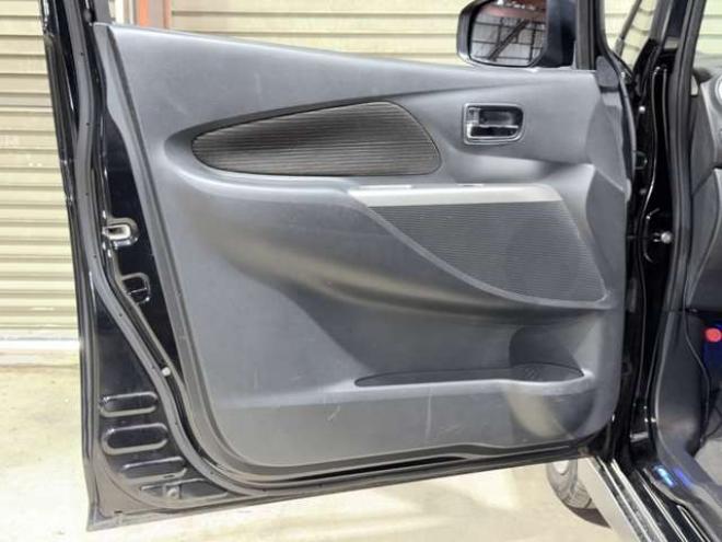 eKカスタムG 4WD　下廻防錆スマキーナビ 660