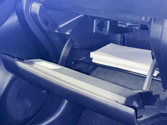 リーフ30kWh X　下廻防錆TVナビBカメETC夏冬タイヤ 2WD 不明