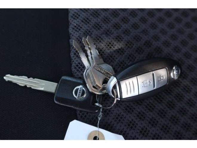 エクストレイル2.0 20GT ディーゼルターボ 4WD　6速MT・ナビ・TV・バックカメラ・スマートキー 2000